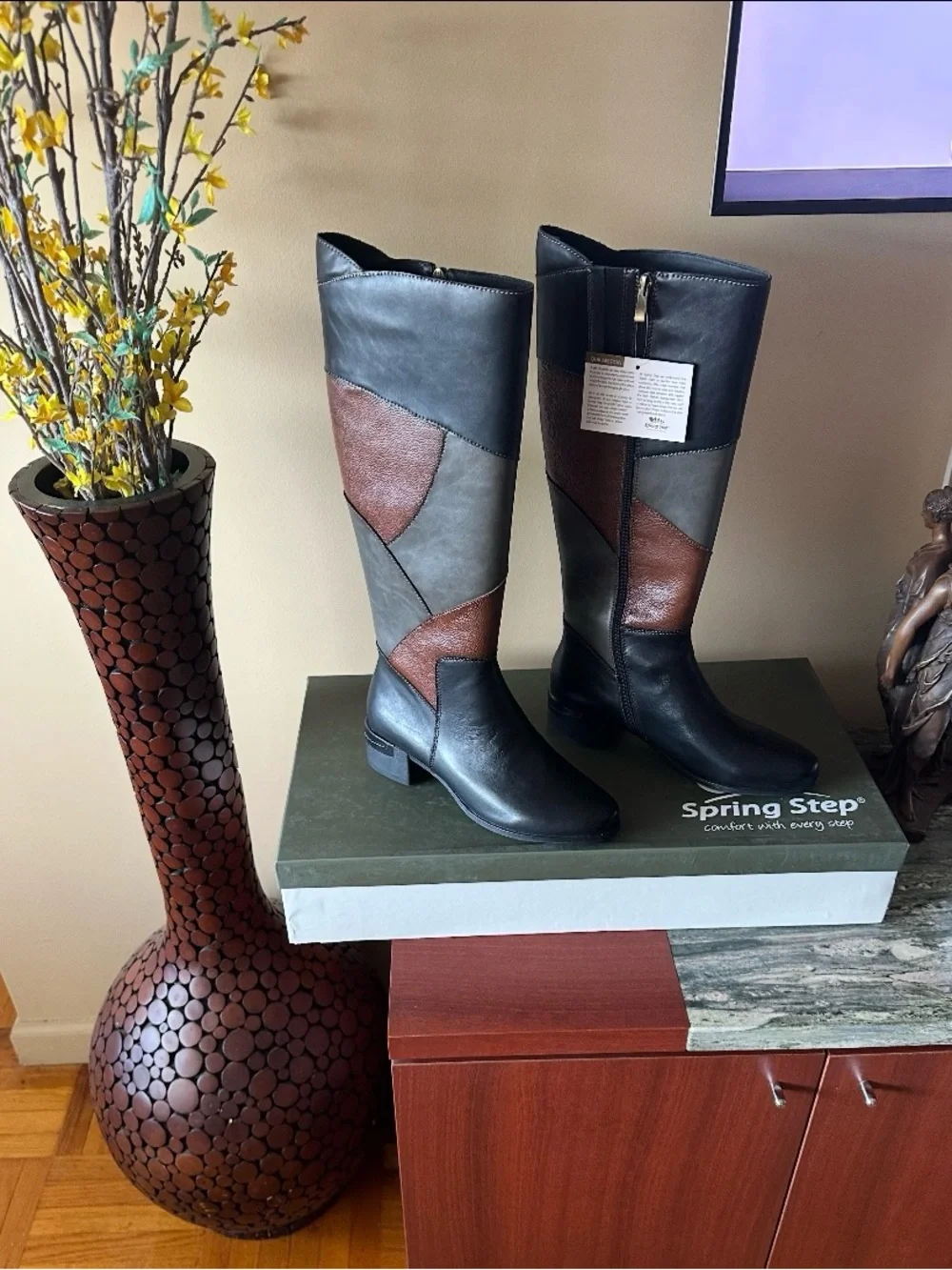The Spring Step Patchwork Knee-High Leather Boots in Black and Brown, size 39